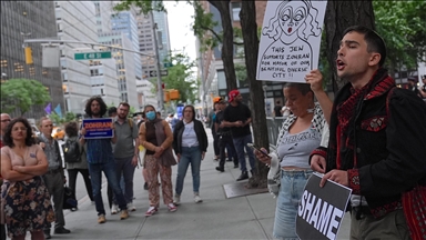 Demokrate u New Yorku protestovale protiv senatorice Gillibrand zbog islamofobnih komentara