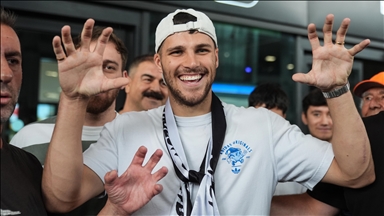 Beşiktaş'ın transfer görüşmesi yaptığı David Jurasek, İstanbul'a geldi