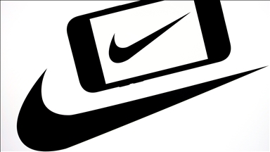 Nike expects $1B cost from Trump tariffs