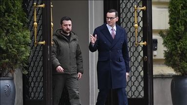 Zelenskyy hails Polish support during Constitution Day meeting with Duda