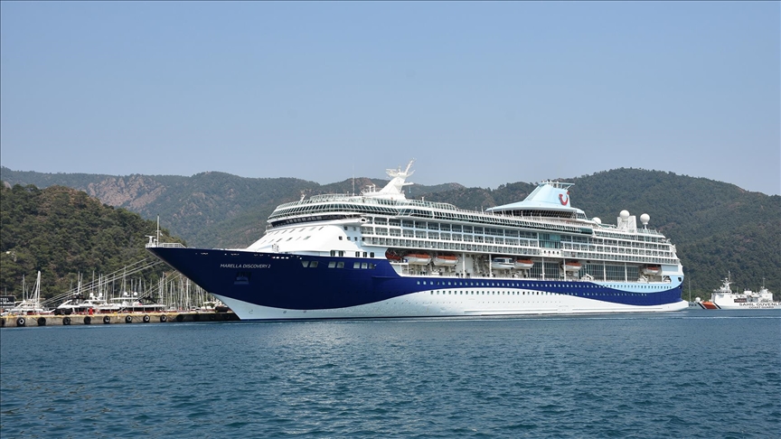 “Marella Discovery 2" kruvaziyeri ile Marmaris'e 1840 turist geldi