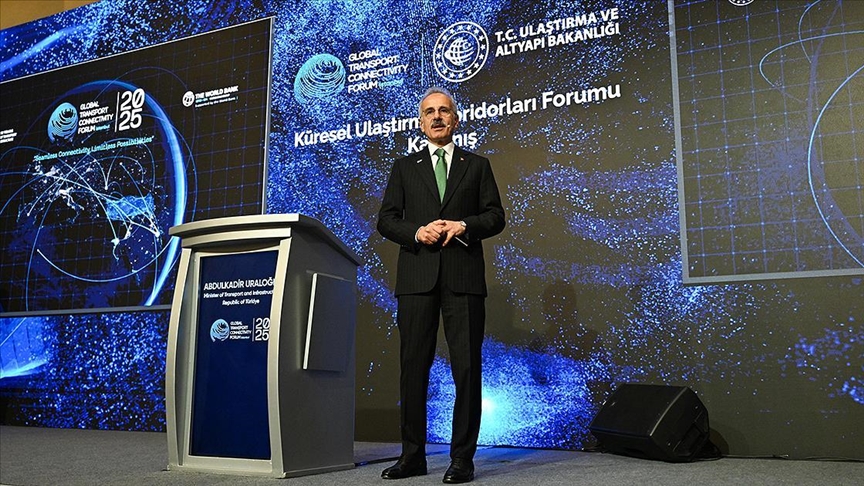 Bakan Uraloğlu, "Küresel Ulaştırma Koridorları Forumu"nun çıktılarını açıkladı