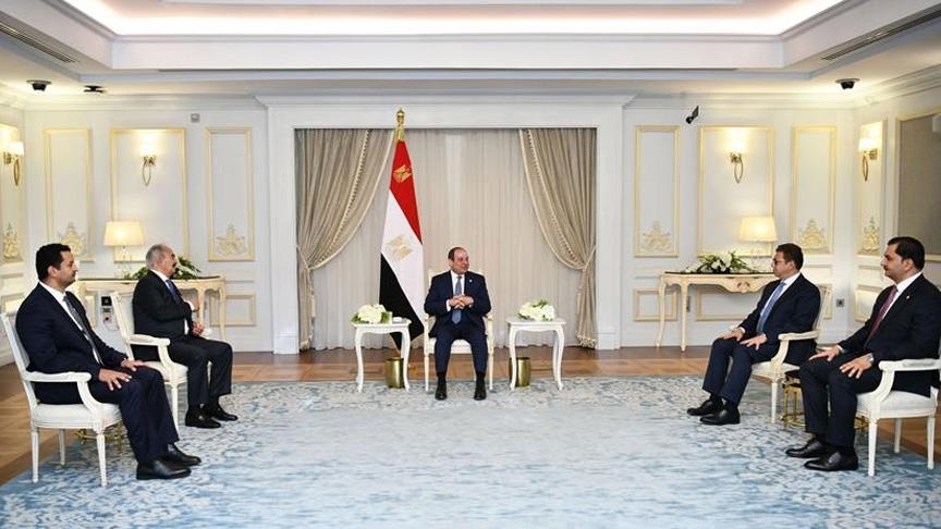 مصر.. السيسي يلتقي حفتر ويؤكد أهمية استقرار ليبيا