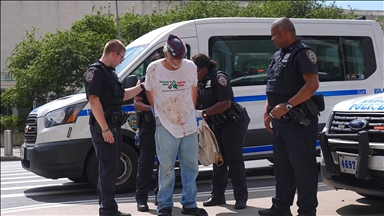 Protestues në New York përfundojnë grevën 40-ditore të urisë me "vdekje të simuluar" përpara konsullatës izraelite