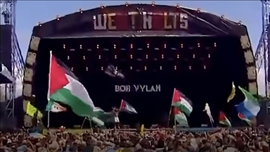 İngiliz punk rap grubu Bob Vylan'ın ABD'ye girişinin engellenebileceği iddia edildi