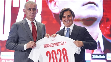 A Milli Takım'da Vincenzo Montella ile 2 yıllık yeni sözleşme imzalandı