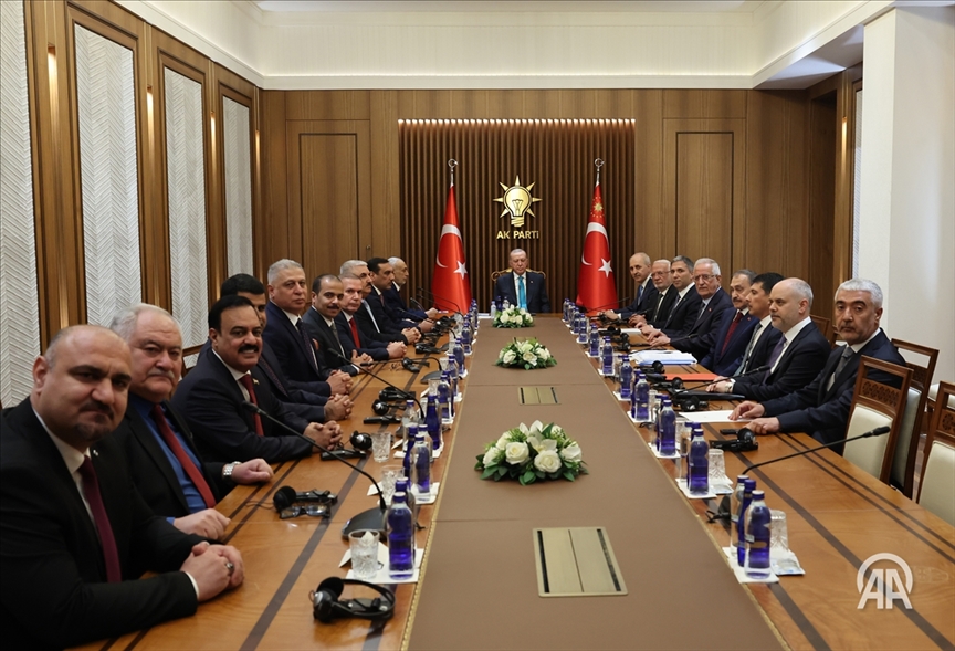 Serokomar Erdogan Serokê Meclisa Nûneran a Iraqê Meşhedanî ra hevdîtin kir