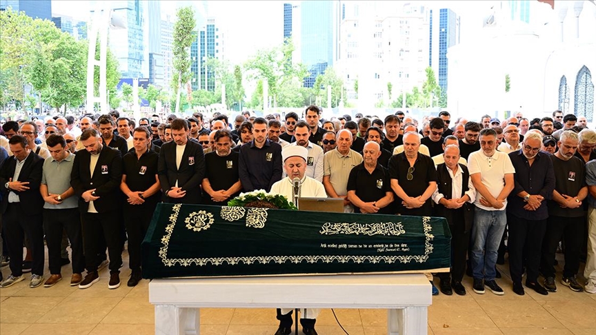 Sabri Ugan için TSYD'de tören düzenlendi 