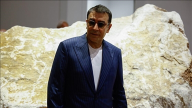 Sanatçı Ahmet Güneştekin, son kişisel sergisini Roma'da açtı