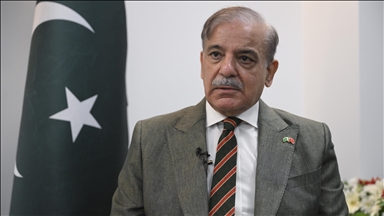 Pakistani Premier Sharif visits Iranian Embassy to ‘honor martyrs’ of Israeli attacks