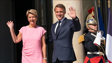 France/Suisse : Macron reçoit Karin Keller-Sutter pour un échange sur les "crises internationales"
