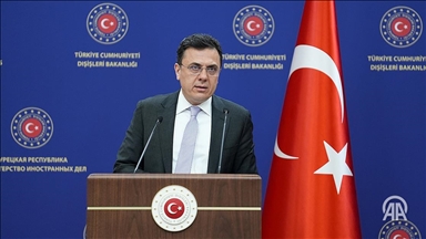 Tirkiye ji hêla Amerîkayê va rakirina mueyideyên dijî Sûriyeyê "erênî" pêşwazî kir