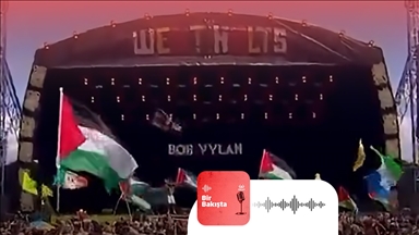 Glastonbury Festivali'ndeki Filistin mesajları İngiltere'de nasıl yankı buldu?
