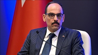 قالن يجري محادثات مع مسؤولين في شمال العراق