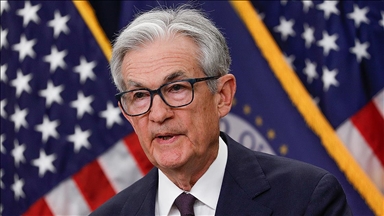 Fed Başkanı Powell, faizleri düşürmeden önce daha fazla veri bekleyeceklerini yineledi