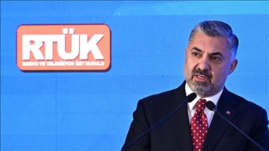 RTÜK Başkanı Şahin'den Hazreti Muhammed'in karikatür çizimini yayımlayan dergiye tepki