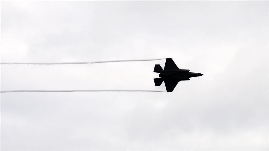 Le Monde: İsviçre'de F-35 savaş uçağı anlaşması ulusal skandala dönüştü
