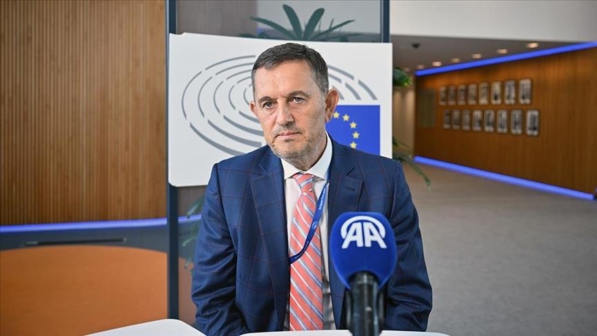 EU lawmaker warns 'Pandora’s box has been opened' as von der Leyen could face no-confidence vote
