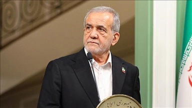 Le président iranien annonce la suspension de la coopération avec l'AIEA 