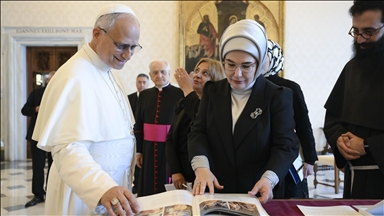 Emine Erdoğan, Papa 14. Leo ile görüştü