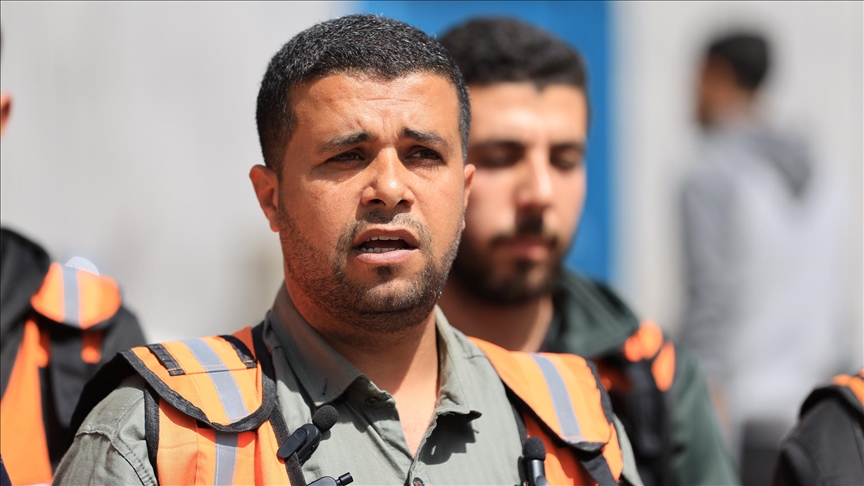 الدفاع المدني بغزة: إسرائيل تمنعنا من إنقاذ أحياء تحت الأنقاض