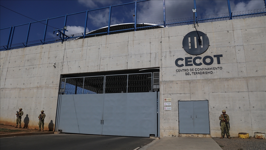 Avukatları, ABD'den yanlışlıkla sınır dışı edilen Garcia'nın kaldığı hapishanede işkence gördüğünü söyledi