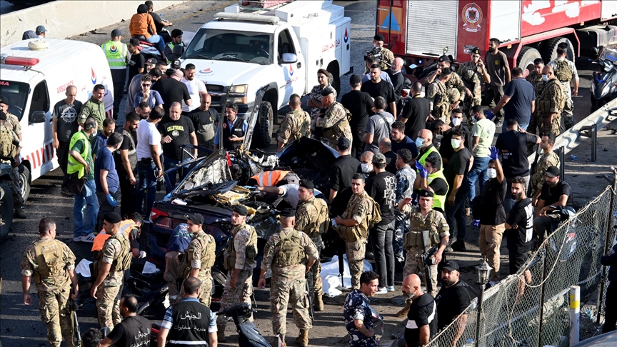 قتيل و5 مصابين جراء قصف إسرائيل سيارة جنوب بيروت