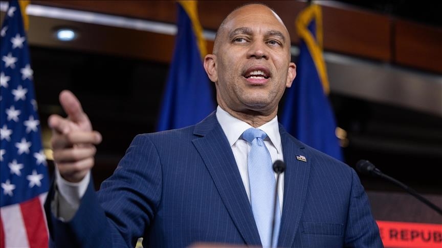 Hakeem Jeffries oborio rekord Predstavničkog doma SAD-a govoreći osam sati i 44 minute