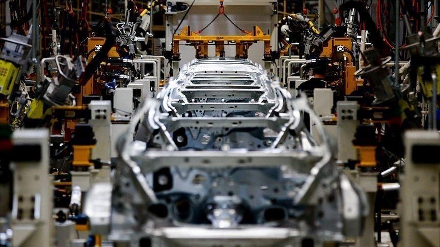 Russia’s new car sales down 27% in H1