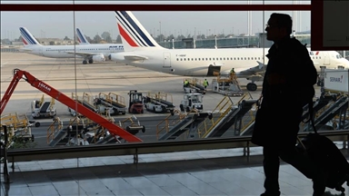 French air traffic control strike disrupts European airspace as Ryanair cancels 170 flights