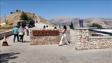 Adıyaman'da Karakuş Tümülüsü'ndeki "kraliçe mezarları" gün yüzüne çıkarılacak