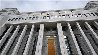 Yargıtay, kiracıyı evden çıkarmak için sayaçları söken emlakçının cezasını onadı