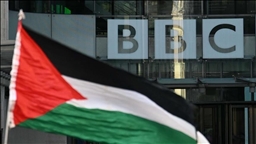 Stotine medijskih ličnosti traže smjenu člana Upravnog odbora BBC-ja zbog "cenzure" Gaze