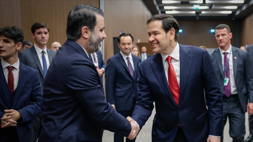 مباحثات سورية أمريكية بشأن رفع العقوبات وانتهاكات إسرائيل