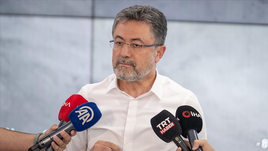 Tarım ve Orman Bakanı Yumaklı, orman yangınlarındaki son durumu açıkladı