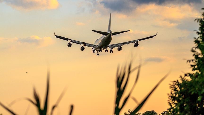 Iran reopens airspace, resumes flights