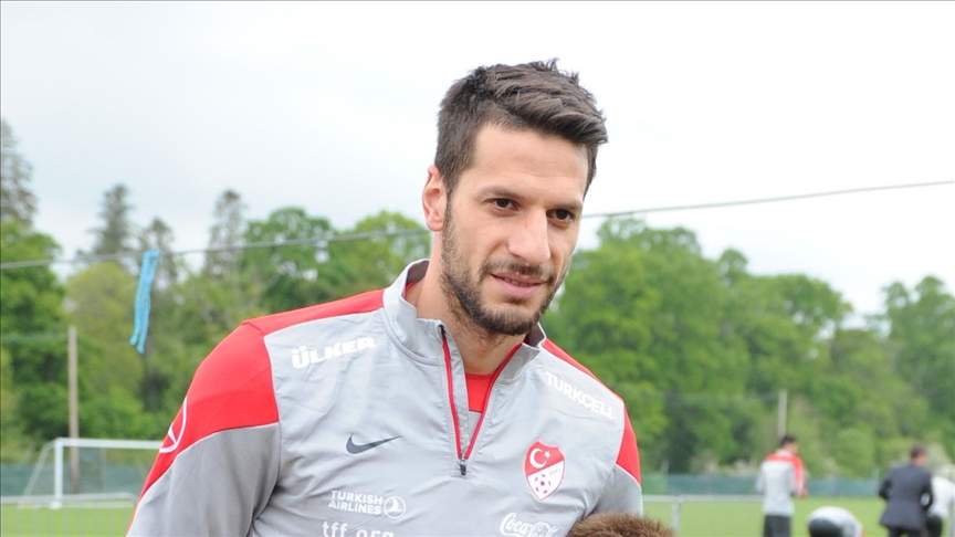 A Milli Futbol Takımı'nın yeni yardımcı antrenörü Hakan Balta oldu