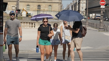 France/Canicule : 14 départements maintenus en vigilance orange vendredi
