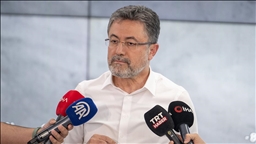 Tarım ve Orman Bakanı Yumaklı, orman yangınlarındaki son durumu açıkladı