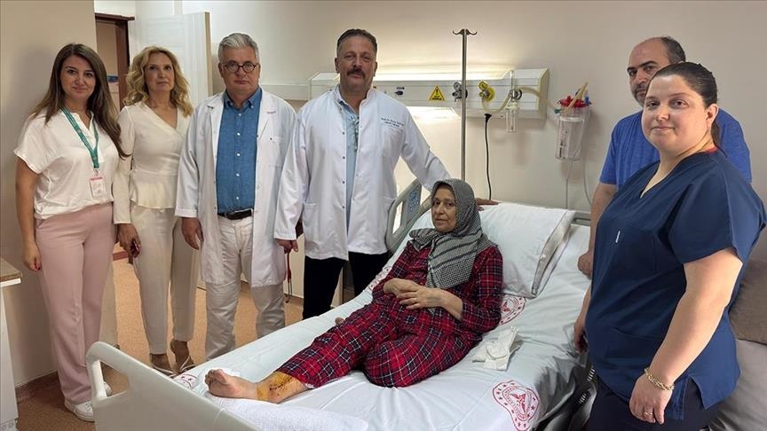 الأولى من نوعها بتاريخ الطب.. جراحة نادرة تستبدل 3 صمامات بقلب تركية 