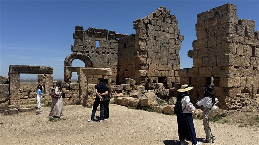 Diyarbakır, eşsiz güzellikleriyle yerli ve yabancı turistlerin gözdesi oluyor