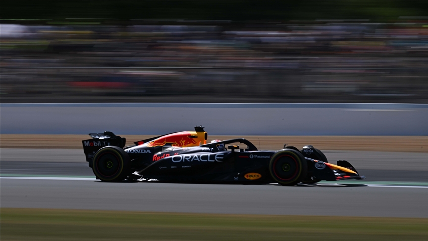 Formula 1 Büyük Britanya Grand Prix\'sinde pole pozisyonu Max Verstappen\'in