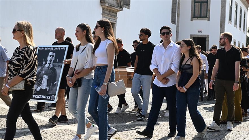 Sahranjeni Diogo Jota i njegov brat: Od Portugalca se emotivno oprostili porodica i fudbalski velikani