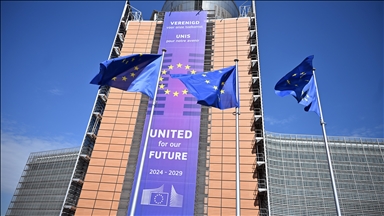 EU prepares sanctions options as pressure on Israel grows