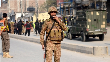9 militants among 10 killed in clashes, attack in northwest Pakistan