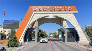 Kırgızistan-Türkiye Manas Üniversitesi'nde tıp eğitimi başlıyor