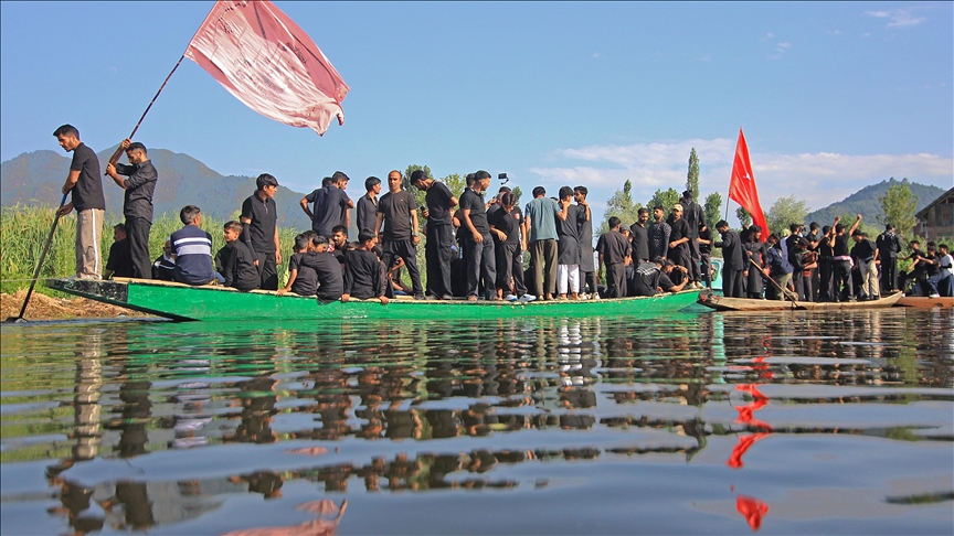 Indian authorities allow Muharram procession in Kashmir under tight curbs