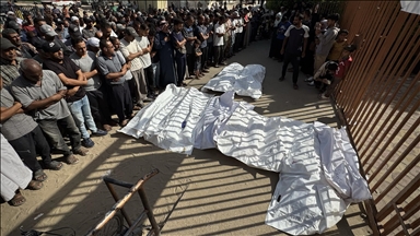 غزة.. مقتل 54 فلسطينياً بغارات إسرائيلية على منازل ومدرسة وخيام نازحين