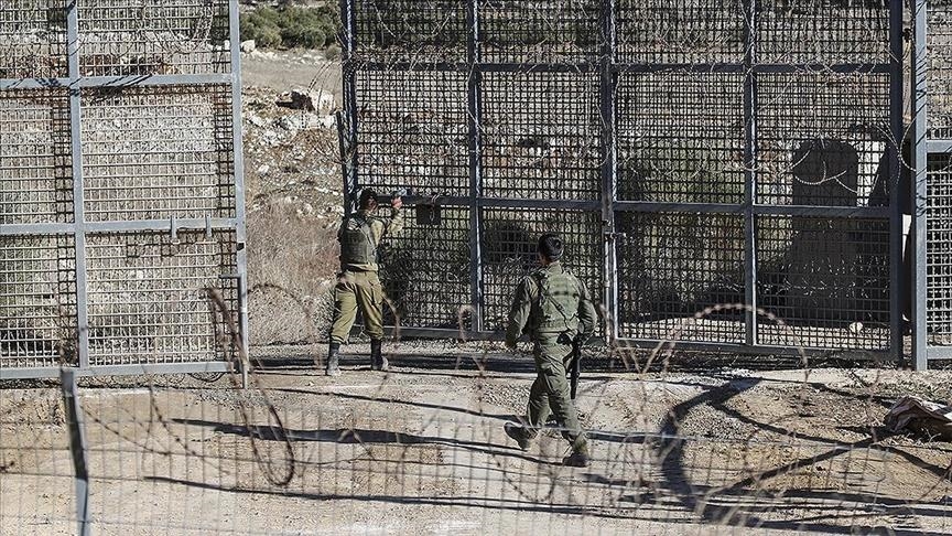 Israël maintient son emprise militaire dans le sud de la Syrie avec 10 bases établies