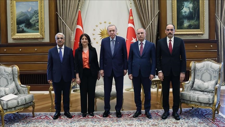 Serokomar Erdogan, heyeta DEM Partiyê qebûl kir